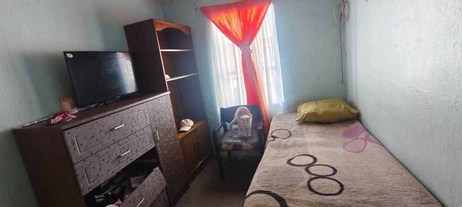2 Bedroom Property for Sale in Lentegeur Western Cape